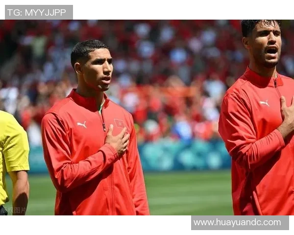 与足球明星合影的那些人是谁揭秘球迷和明星背后的故事